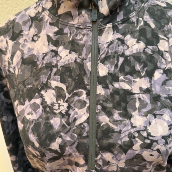 NWT Lululemon Luxtreme Running Half-Zip 10 & 12 - Picture 4 of 8